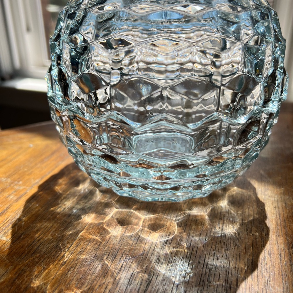Elegant Clear Glass Art Vase